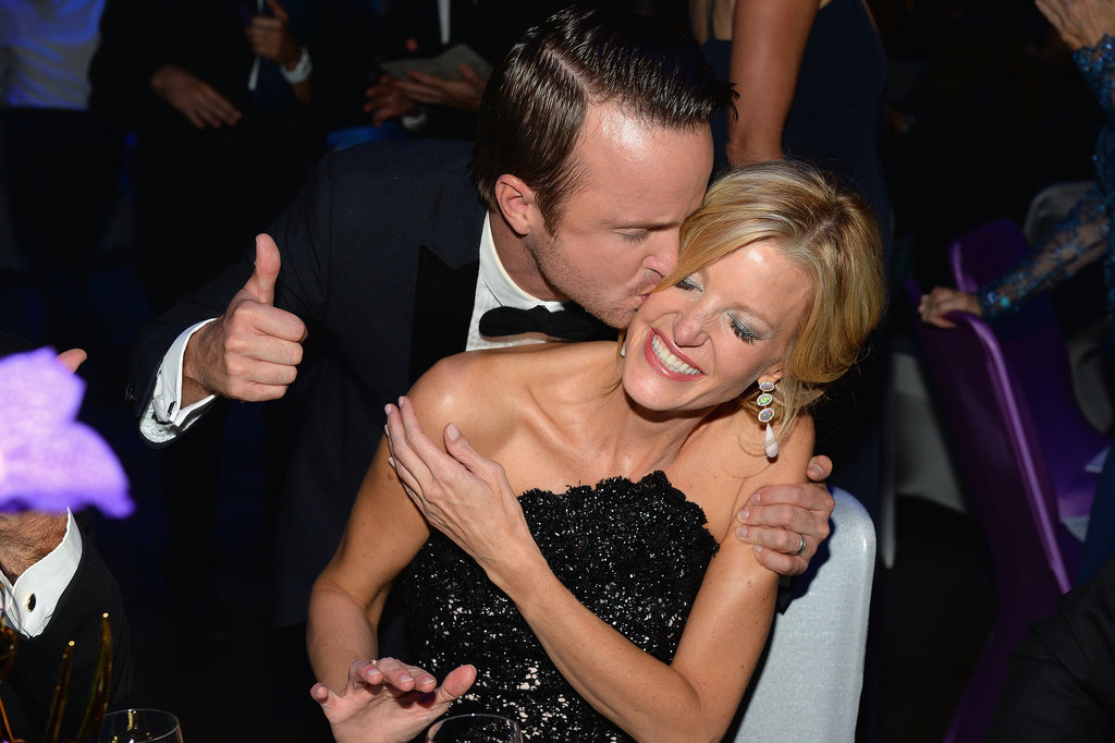 Aaron Paul gave a big kiss to his Breaking Bad costar Anna Gunn at the Emmys.
Aaron Paul gave a big kiss to his Breaking Bad costar Anna Gunn at the Emmys.
