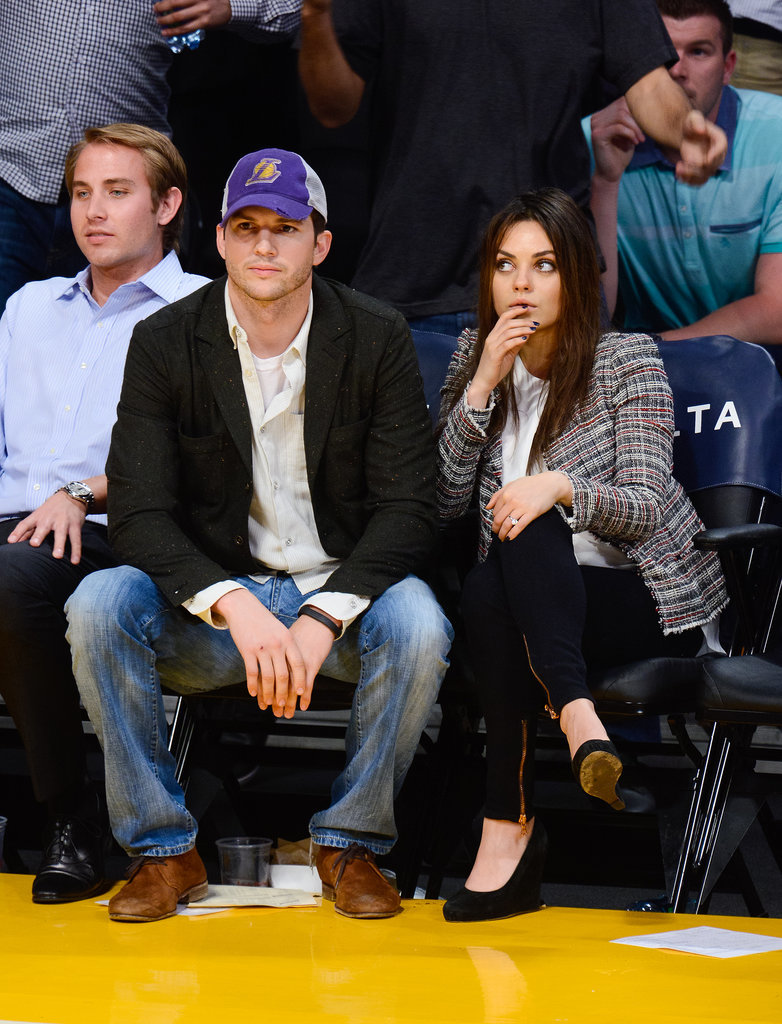 For one of their first appearances as an engaged couple, Mila Kunis and Ashton Kutcher took to the courts. She looked office-appropriate, though, in a tweed jacket, wedges, and zippered skinnies.
For one of their first appearances as an engaged couple, Mila Kunis and Ashton Kutcher took to the courts. She looked office-appropriate, though, in a tweed jacket, wedges, and zippered skinnies.