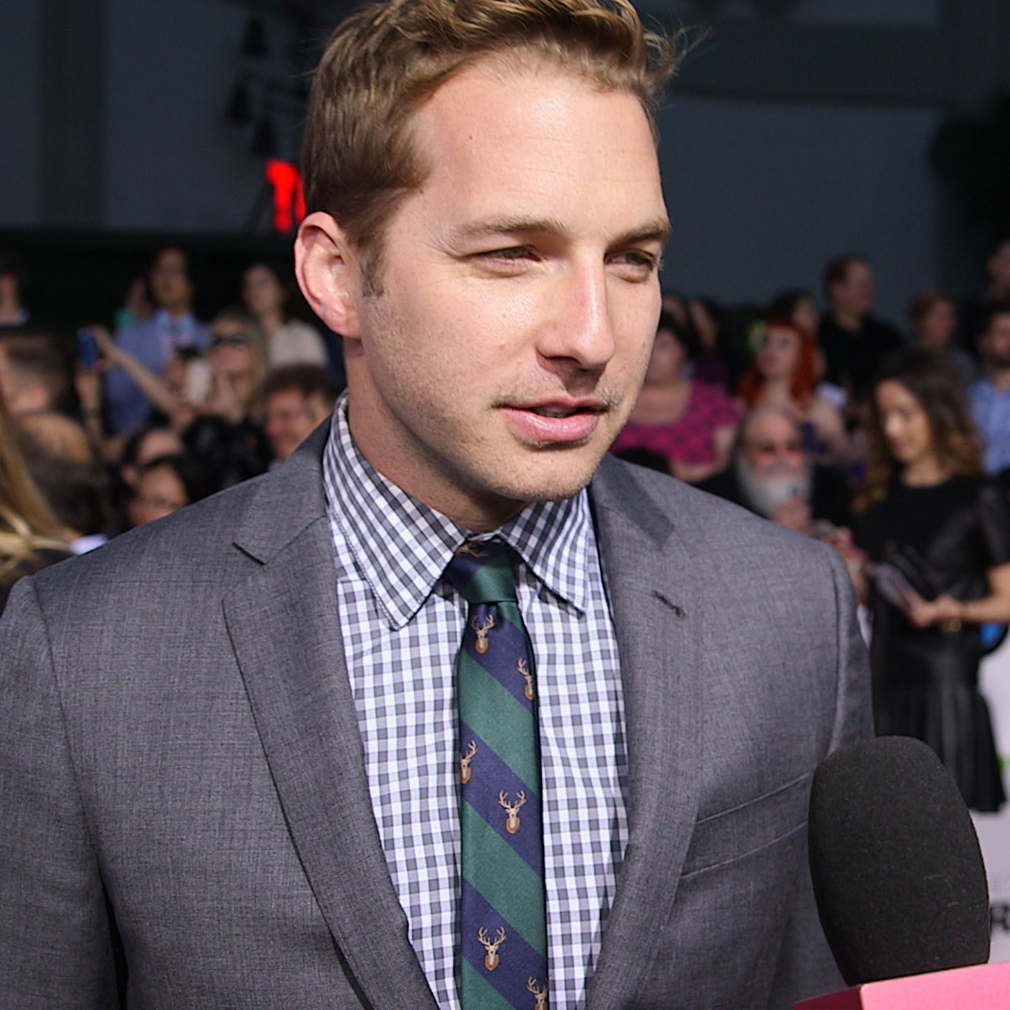 Ryan Hansen Says His Veronica Mars Spinoff Will Be "Party Down-Esque"