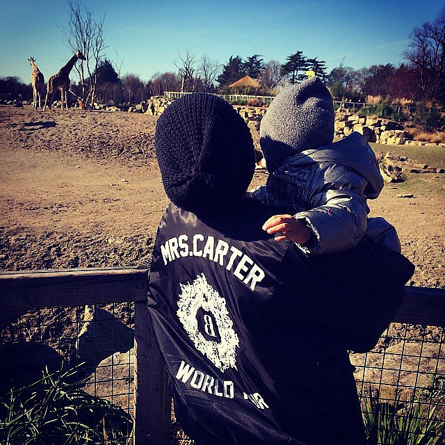 Beyoncé took Blue Ivy Carter to the zoo while on tour.
Source: Instagram user beyonce
Beyoncé took Blue Ivy Carter to the zoo while on tour.
Source: Instagram user beyonce