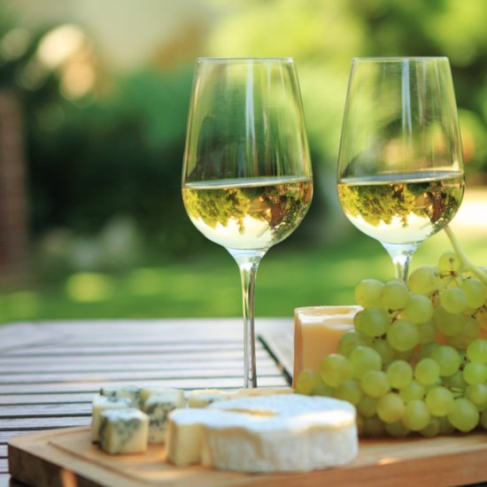 Cheese Pairs Better With White Wine Than Red Cheese Pairs Better With White Wine Than Red