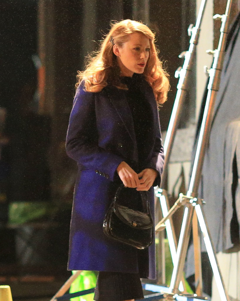 Blake Lively was covered up while filming scenes for her new movie, The Age of Adaline, in Vancouver, British Columbia, Canada, on Friday.
Blake Lively was covered up while filming scenes for her new movie, The Age of Adaline, in Vancouver, British Columbia, Canada, on Friday.