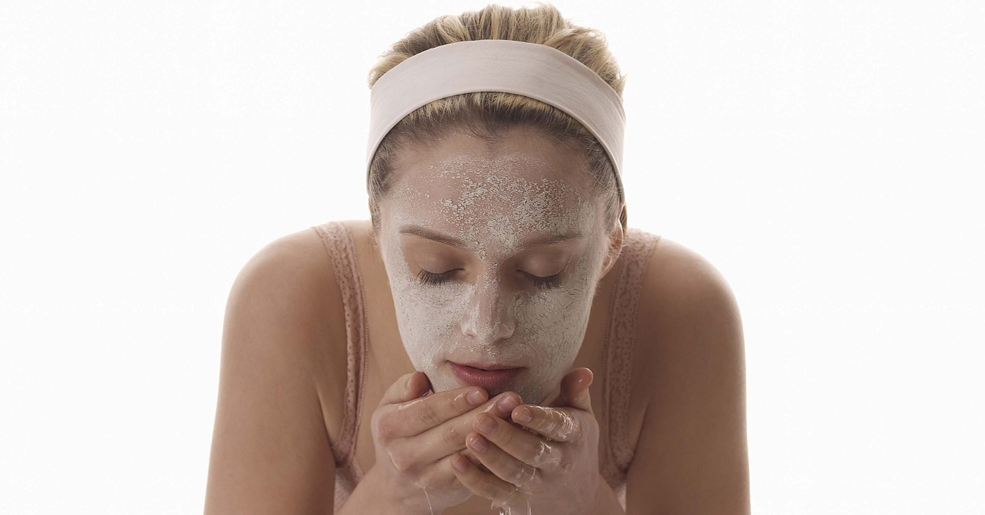 Acne   For mask  honey Facial Mask Honey DIY Beauty POPSUGAR Scarring acne diy and