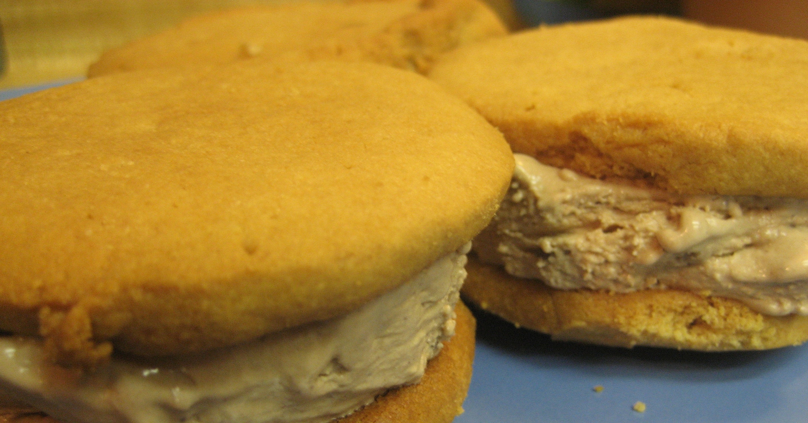 Summer Of Sandwiches: Peanut Butter Cookie & Chocolate Ice Cream Sandwiches Summer Of Sandwiches: Peanut Butter Cookie & Chocolate Ice Cream Sandwiches