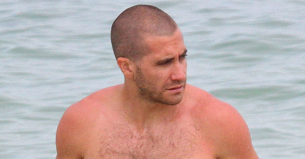 Jake Gyllenhaal Shirtless With Maggie Gyllenhaal Pictures Popsugar Celebrity