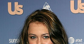 Sugar Bits — Miley Cyrus Is Selling Out Shows Sugar Bits — Miley Cyrus Is Selling Out Shows