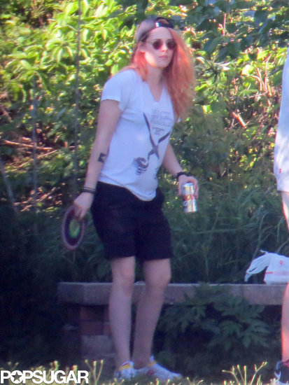 Kristen Stewart Celebrates Her Birthday With Beer and Frisbee Kristen Stewart Celebrates Her Birthday With Beer and Frisbee