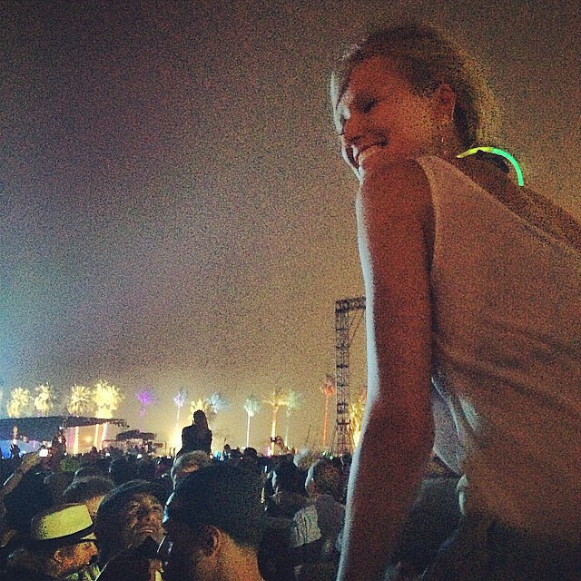 Leonardo DiCaprio's girlfriend, Toni Garrn, watched the music.
Source: Instagram user gabrielamoussaieff
Leonardo DiCaprio's girlfriend, Toni Garrn, watched the music.
Source: Instagram user gabrielamoussaieff