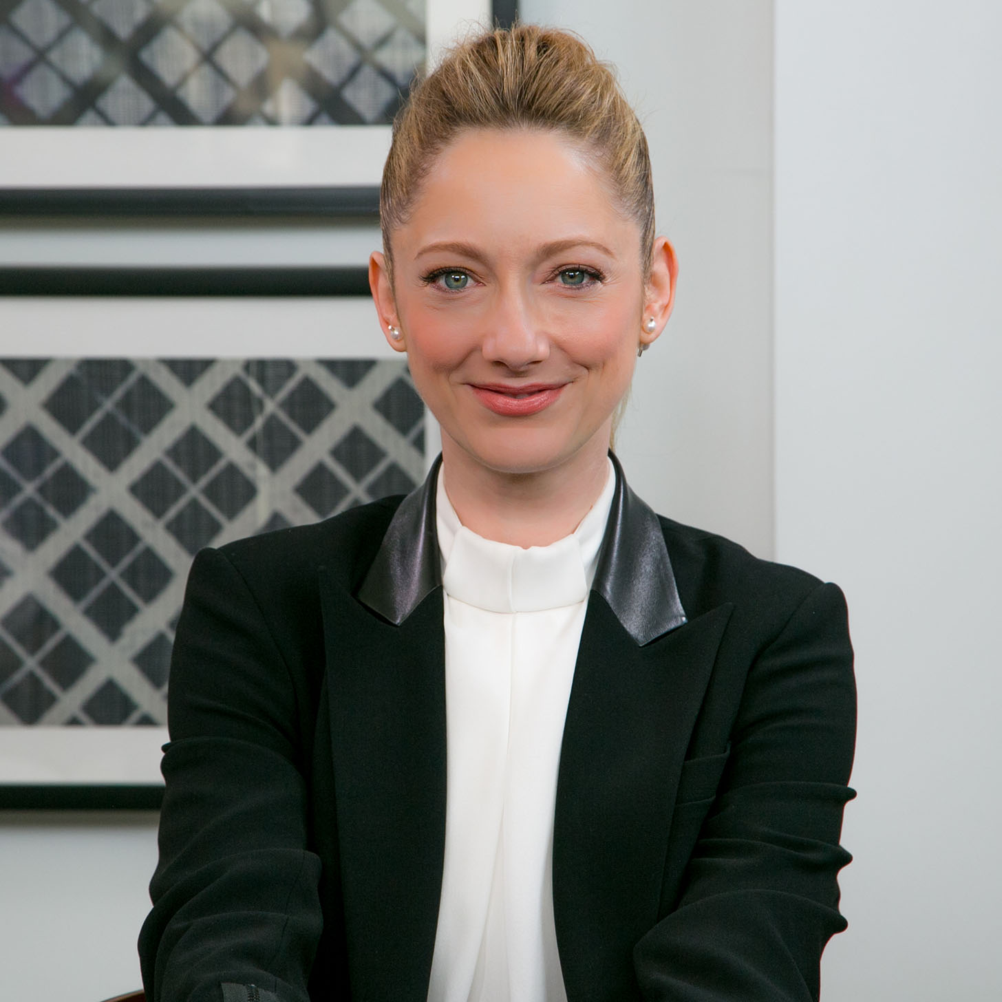 George Clooney? "Hot!" Judy Greer Rates Her Costars in Just One Word
