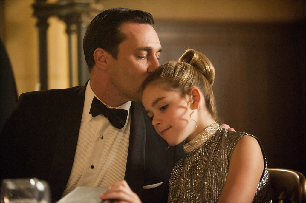 Don keeps up appearances by bringing Sally as his date to a big industry dinner. She's still daddy's little girl.
Don keeps up appearances by bringing Sally as his date to a big industry dinner. She's still daddy's little girl.