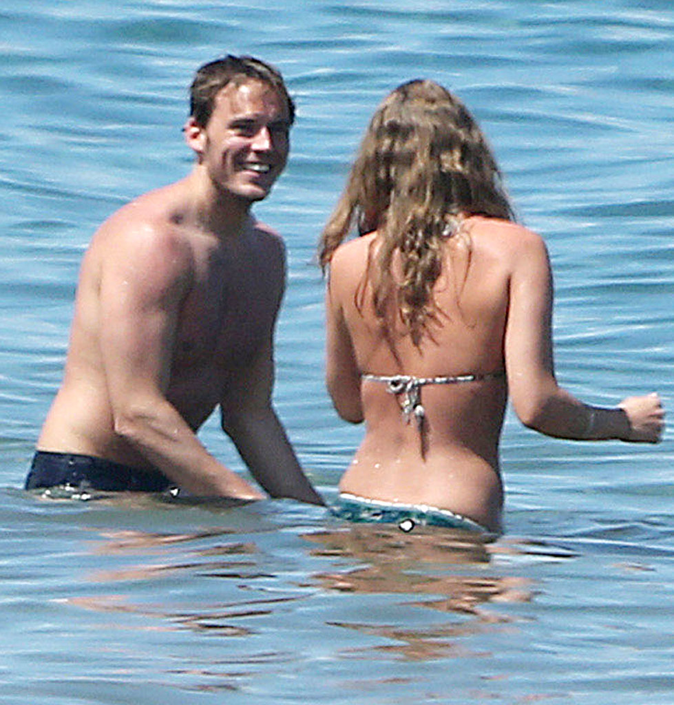Sam Claflin Is Still a Shirtless Winner in Our Hearts Sam Claflin Is Still a Shirtless Winner in Our Hearts