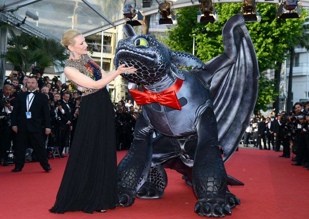 Cate Blanchett got playful during Friday's premiere of How to Train Your Dragon 2.
Cate Blanchett got playful during Friday's premiere of How to Train Your Dragon 2.