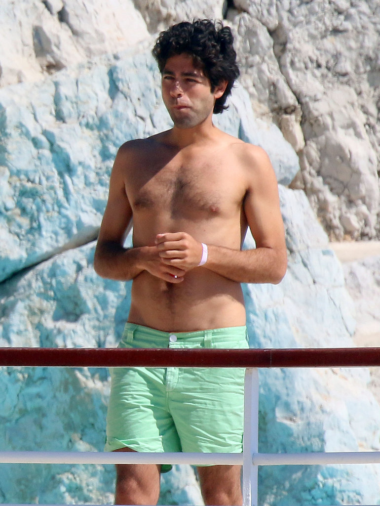 Adrian Grenier's Pool Day Looks Like an Episode of Entourage Adrian Grenier's Pool Day Looks Like an Episode of Entourage