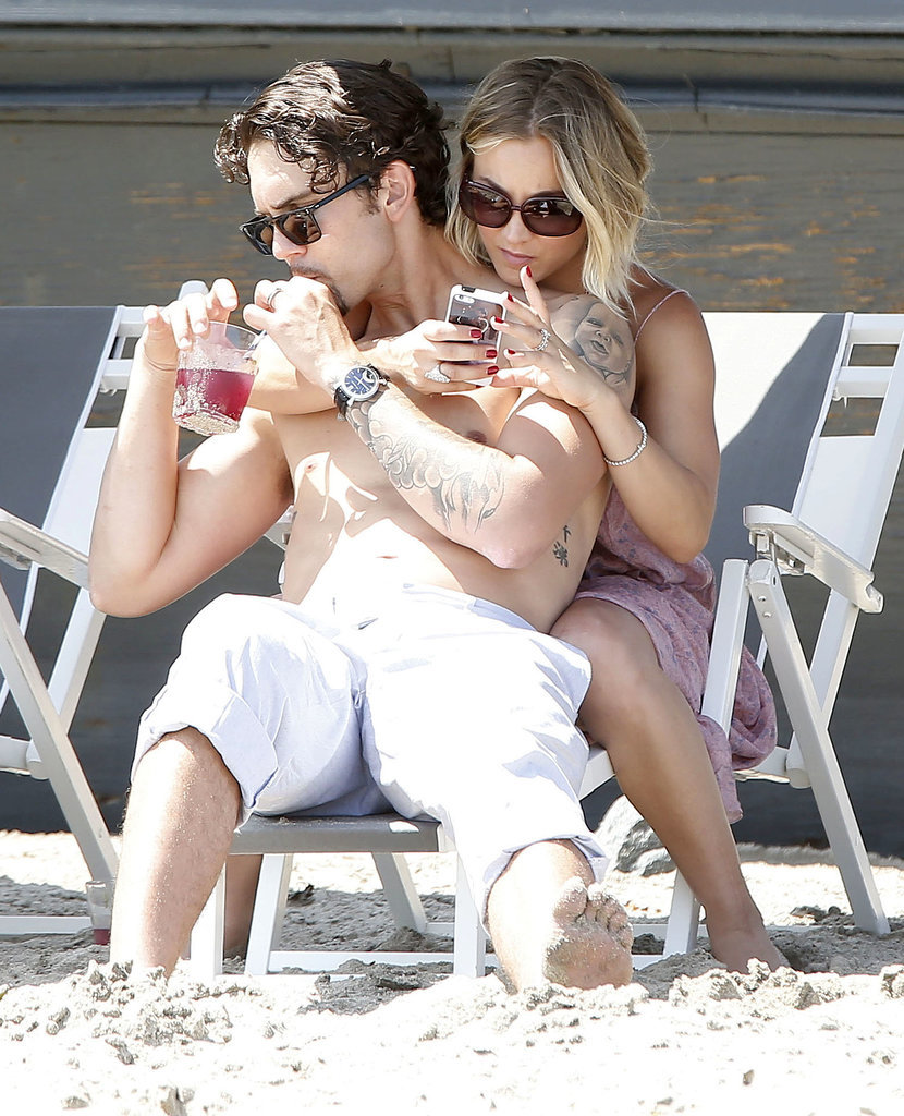 Sip, Selfie, Snuggle: Kaley Cuoco and Ryan Sweeting's Memorial Day PDA Sip, Selfie, Snuggle: Kaley Cuoco and Ryan Sweeting's Memorial Day PDA