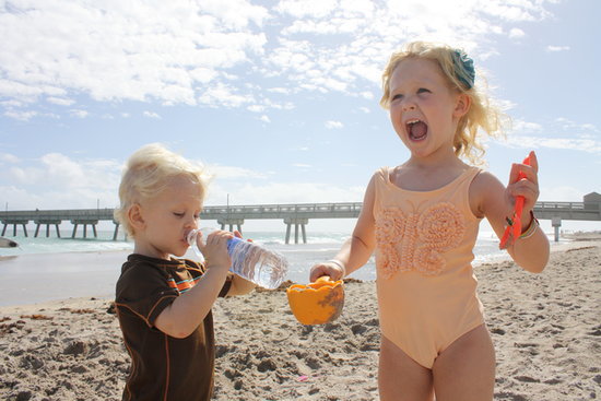 How to Take a Photo of Your Kids Together (in 20 Easy Steps) How to Take a Photo of Your Kids Together (in 20 Easy Steps)