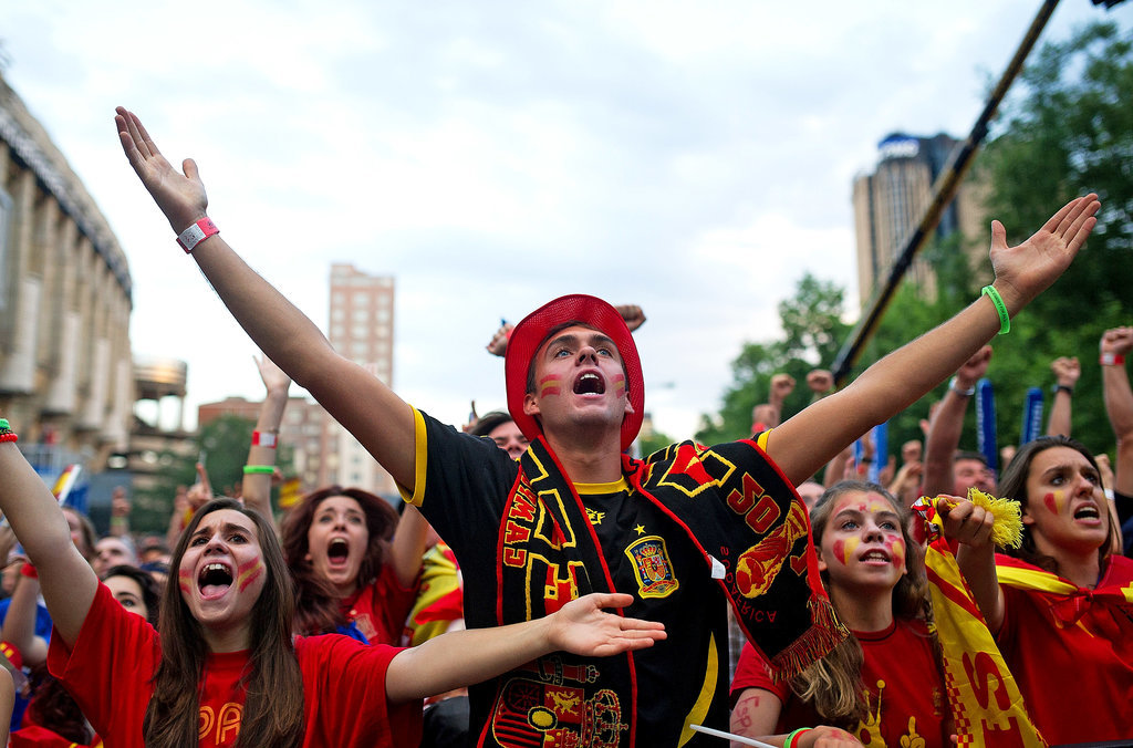 In Madrid, Spanish soccer fans watched as their team played against the Netherlands.
In Madrid, Spanish soccer fans watched as their team played against the Netherlands.