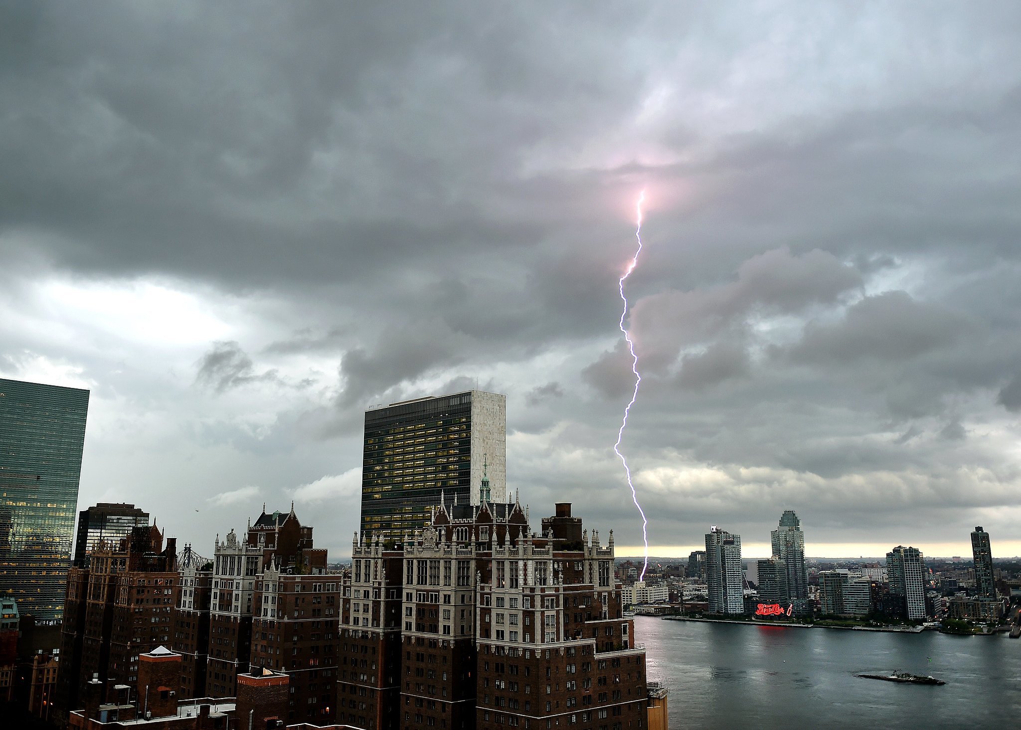 The Most Incredible Pictures of the NYC Storm The Most Incredible Pictures of the NYC Storm