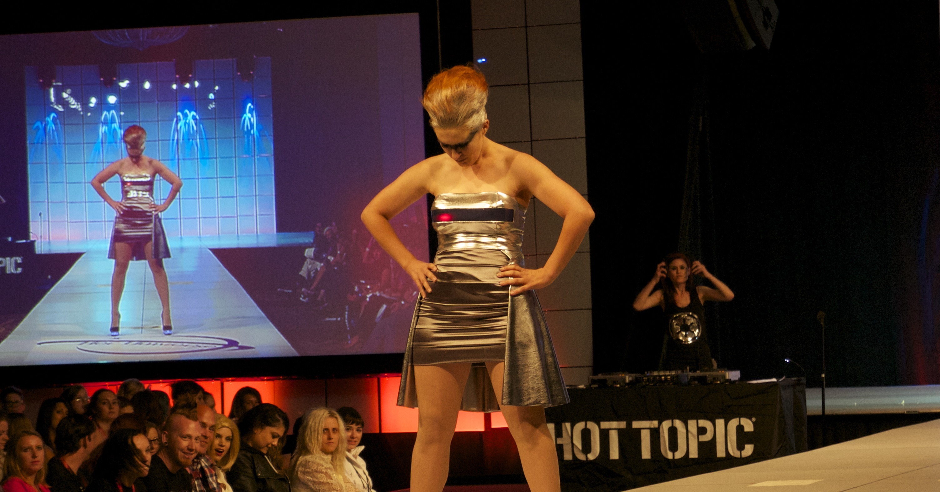 29 Cylon From Battlestar Galactica A Ranking Of Comic Cons Best Geek Couture Popsugar Tech 4317