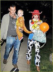 Gwen Stefani's Halloween party with her family