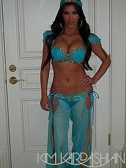 Kim Kardashian is Jasmine and Snow White in Halloween