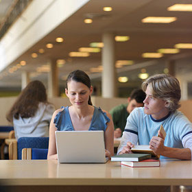 College Claims that Facebook Reduces Dropout Rates