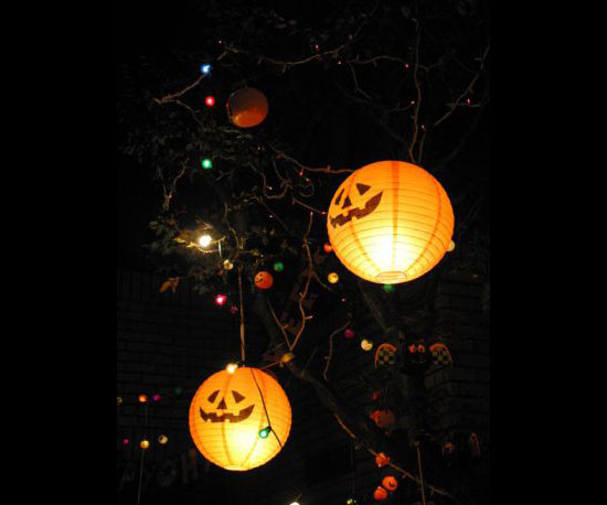 10 Ways to Tech-ify Your Halloween 10 Ways to Tech-ify Your Halloween