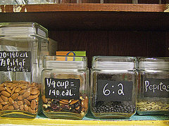 Use Chalkboard Labels on Jars