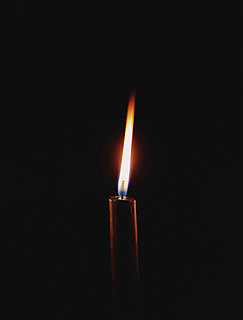 Casa Quickie: Locate Leaks With a Candle