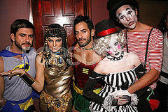 Photos of Kylie Minogue as Mime for Halloween, Fergie in Cleopatra Halloween Costume Pictures, Watch Kylie Agent Provocateur Ad