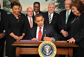 US Lifts HIV/AIDS Travel Ban 