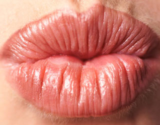 How to Keep Your Lips From Chapping