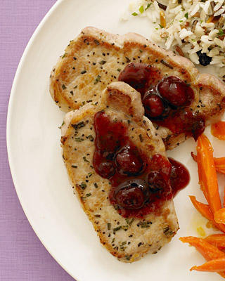 Fast, Easy Recipe for Pork Cutlets with Cranberry Port Sauce