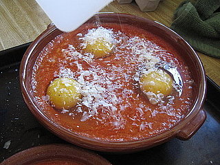 Eggs Baked in Tomato Sauce Recipe 2009-12-03 16:43:20