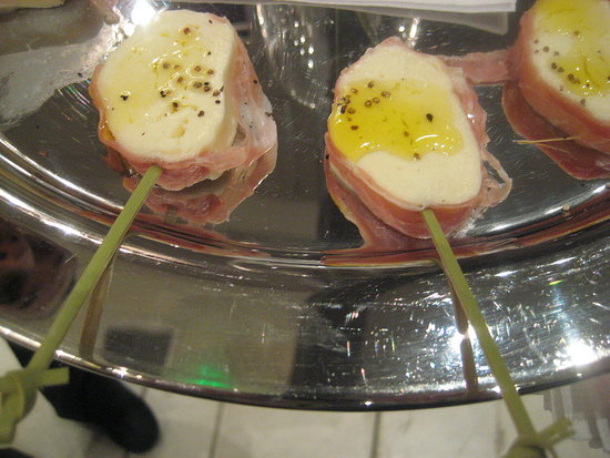 Prosciutto Mozzarella Skewers