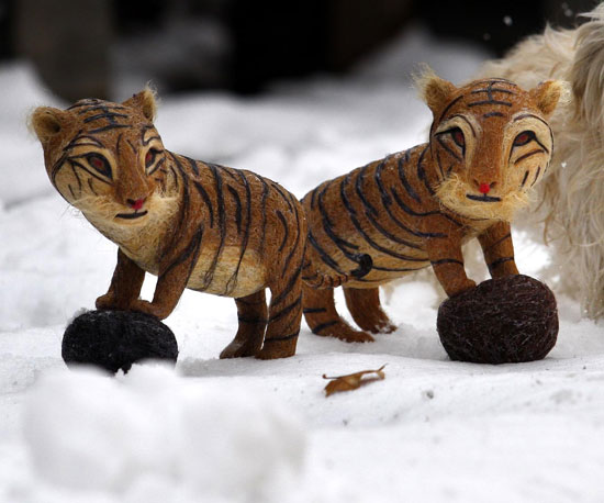 Hair of the Tiger: Big Cat Sculptures Made of Human Hair Hair of the Tiger: Big Cat Sculptures Made of Human Hair