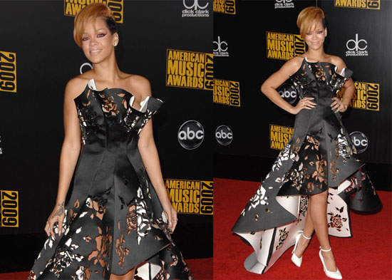 Photos of Rihanna AMA