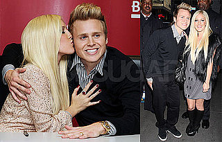 Photos of Heidi Montag and Spencer Pratt Signing Autographs For Fans in NYC 2009-11-17 13:30:38