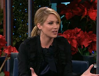 Christina Applegate Gets a Migraine From Playing Guitar Hero
