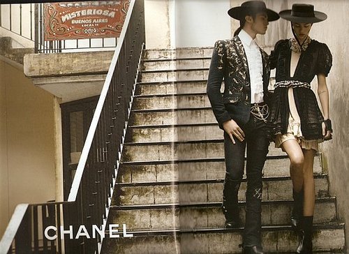 Chanel Spring 2010 Ads With Claudia Schiffer 2010-01-04 09:00:08