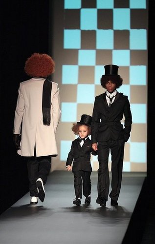 Paris: Jean Paul Gaultier Men's Fall 2009 Paris: Jean Paul Gaultier Men's Fall 2009