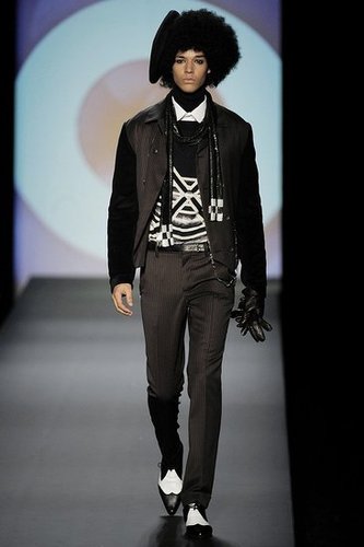Paris: Jean Paul Gaultier Men's Fall 2009