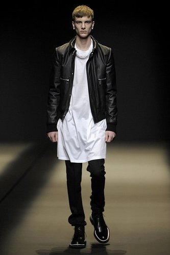Paris: Dior Homme Fall 2009 Paris: Dior Homme Fall 2009