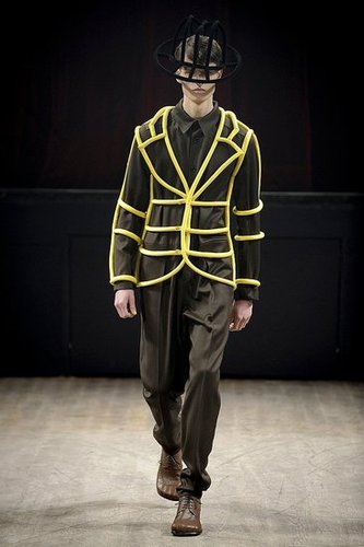 Paris: Walter Van Beirendonck Men's Fall 2009 Paris: Walter Van Beirendonck Men's Fall 2009