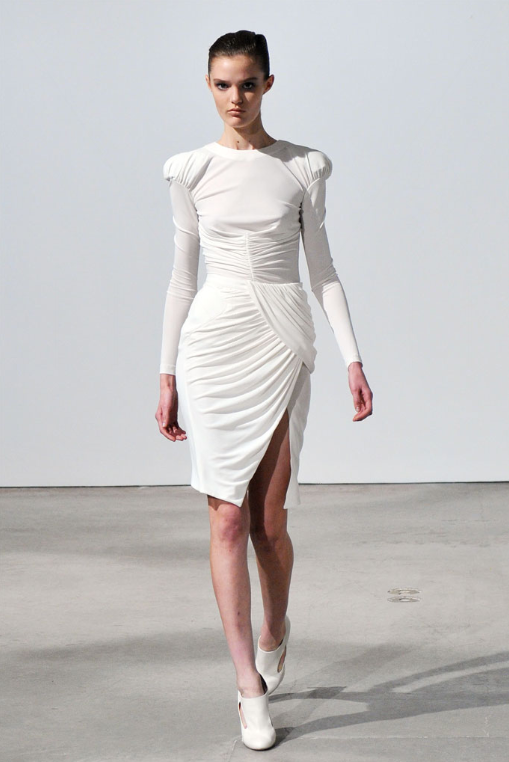 Altuzarra Fall 2009 Secures Need-To-Know Status Altuzarra Fall 2009 Secures Need-To-Know Status