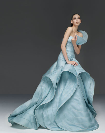Spring 2009 Atelier Versace: Red Carpet Ruffles and Whorls Spring 2009 Atelier Versace: Red Carpet Ruffles and Whorls