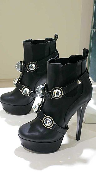 First Look: Christopher Kane's Crystal-Happy Versus Accessories First Look: Christopher Kane's Crystal-Happy Versus Accessories