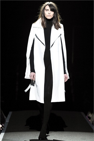 Maison Martin Margiela Fall 2009: Doing Well, Head in the Clouds Maison Martin Margiela Fall 2009: Doing Well, Head in the Clouds