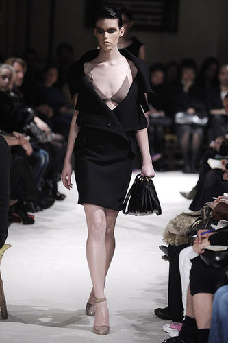 Miu Miu Fall 2009: A Sultry Riff on the Bourgeois Miu Miu Fall 2009: A Sultry Riff on the Bourgeois