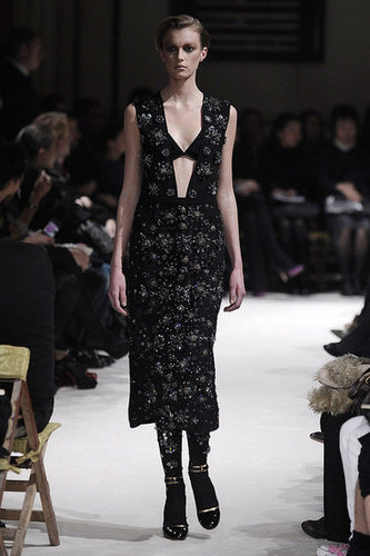 Miu Miu Fall 2009: A Sultry Riff on the Bourgeois Miu Miu Fall 2009: A Sultry Riff on the Bourgeois