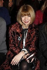 Anna Wintour Denies Video Stalkers During Milan Fashion Week
